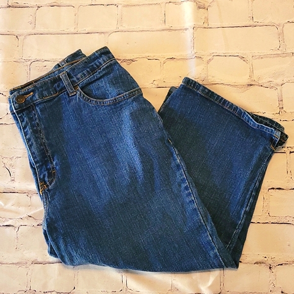 Style & Co. Capris. - Picture 2 of 6